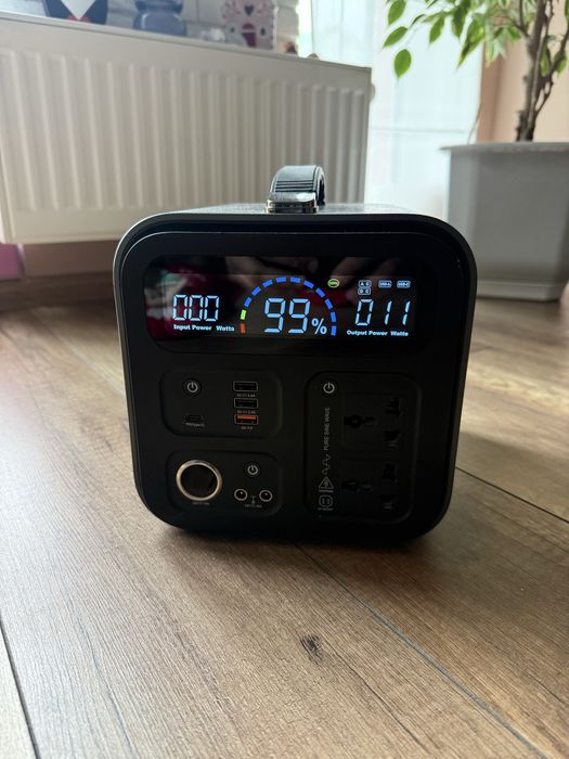 Зарядна станція 600w flashfish ua550 220v синус