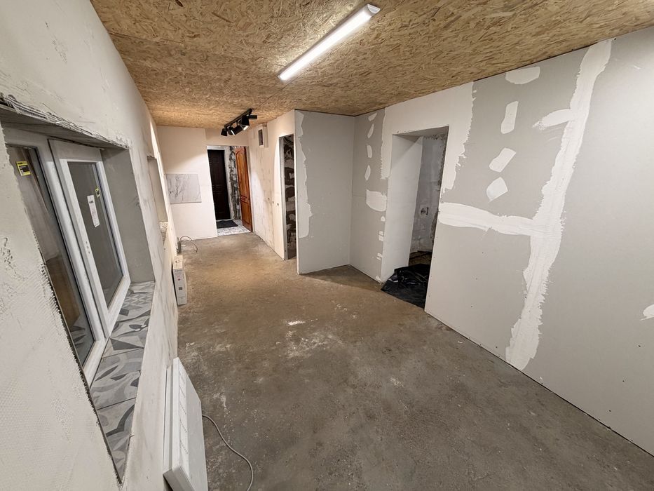 Продам частину будинку 34м2, з окремим подвірʼям.