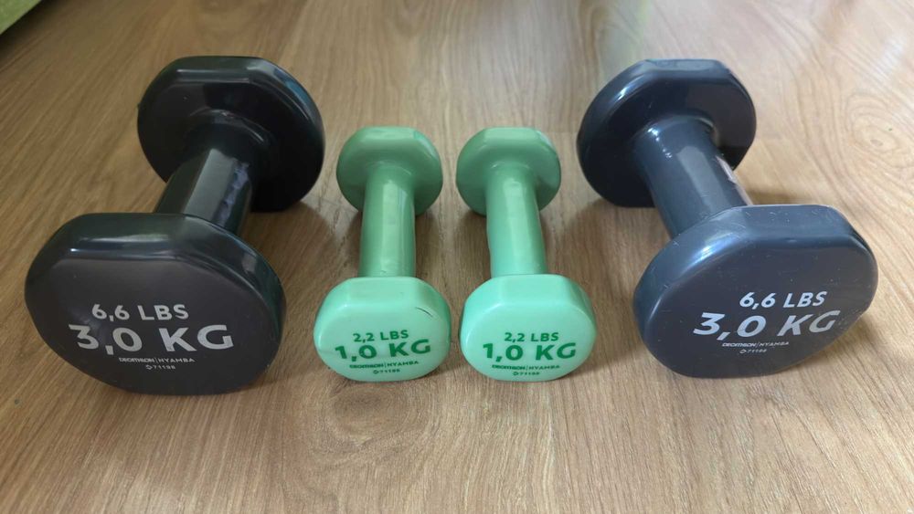 Hantle gumowane Decathlon 2 x 3Kg i 2 x 1Kg
