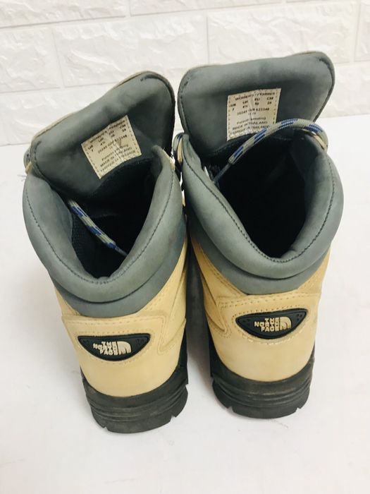 Трекенгові черевики North Face