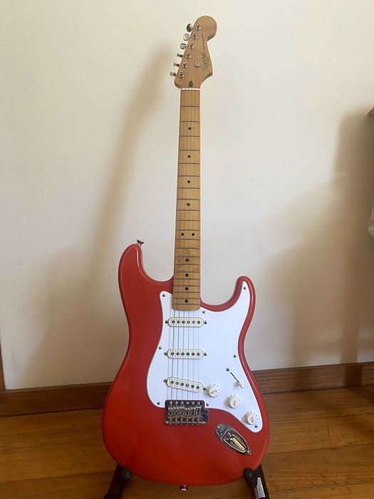 Fender Squire Classic Vibe 50: KIT (saco de transporte e strap) - NOVA