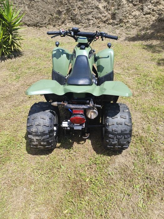Moto 4 criança KYMCO Maxxer 90cc