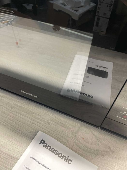 Kuchenka mikrofalow Panasonic 27l 1000W Grill