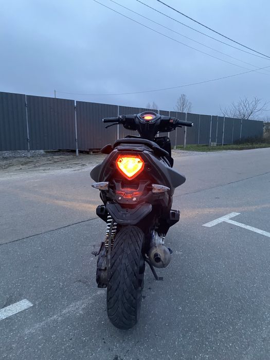 Yamaha Aerox рестайлігн, фейс лифт Minarelli long