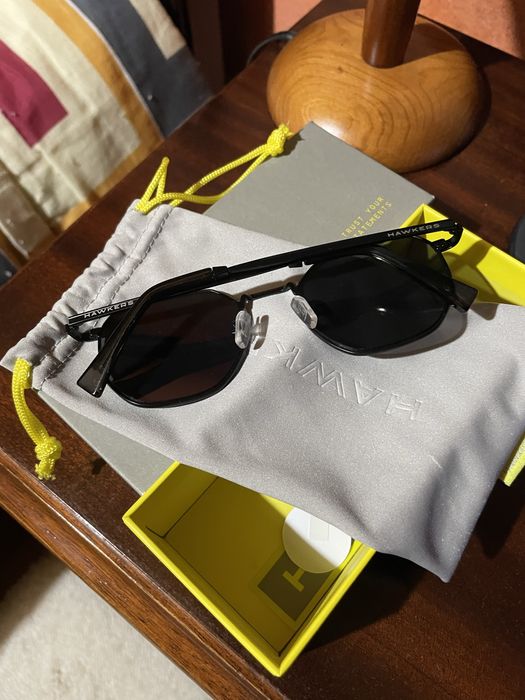 Hawkers Sixgon Black