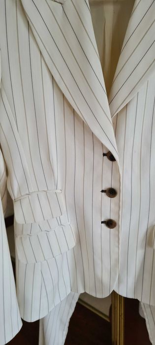 Garnitur damski firmy Simple rozmiar 38 Komunia Chrzest Wesele