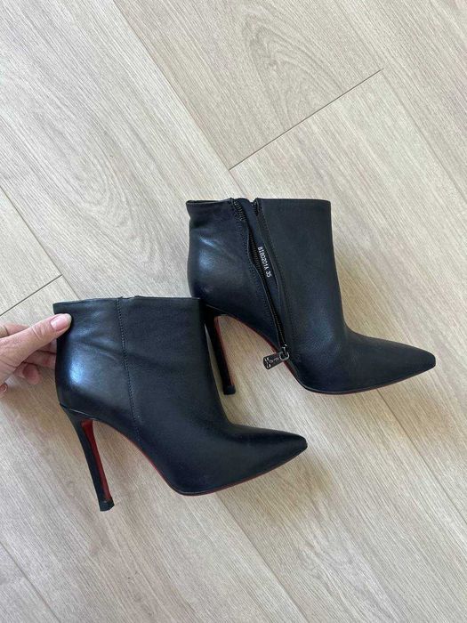 Жіночі ботільйони Miraton