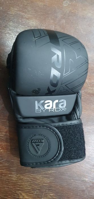 KARA BY RDX правая Перчатка для единоборств