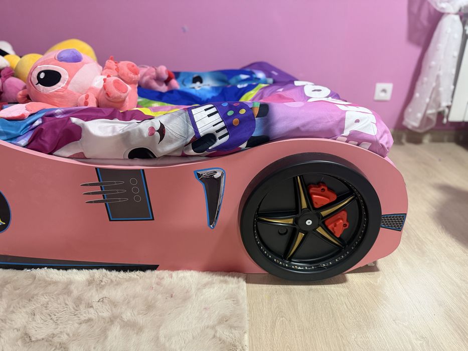 Łóżko auto różowe dziecięce oświetlenie led i dźwięk