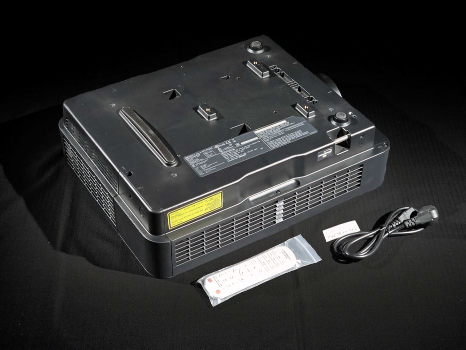 Лазерний проектор Sony VPL-FHZ55 3LCD 4000 lm ansi WUXGA laser led