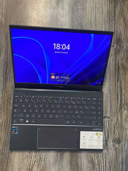 Asus Zenbook 13 OLED