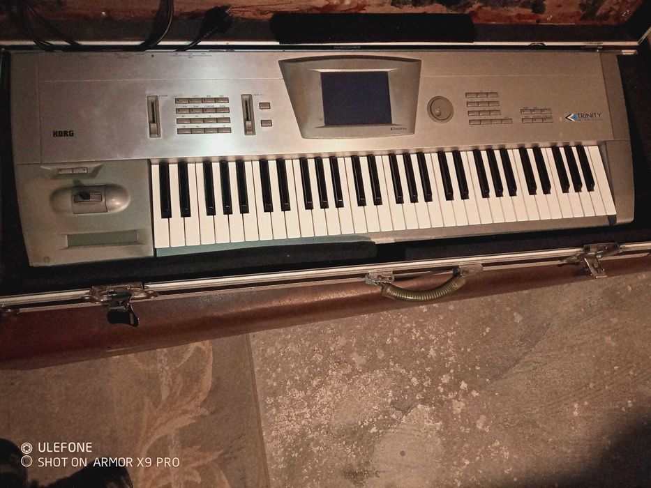 Korg Trinity  Com Case