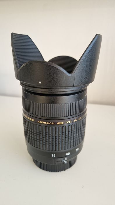 Nikon D610 + Tamron 28-75 + grip Newell