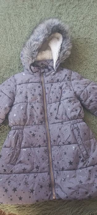 Куртка на дівчинку