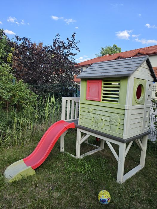 Domek Smoby ze zjeżdżalnią Little Tikes