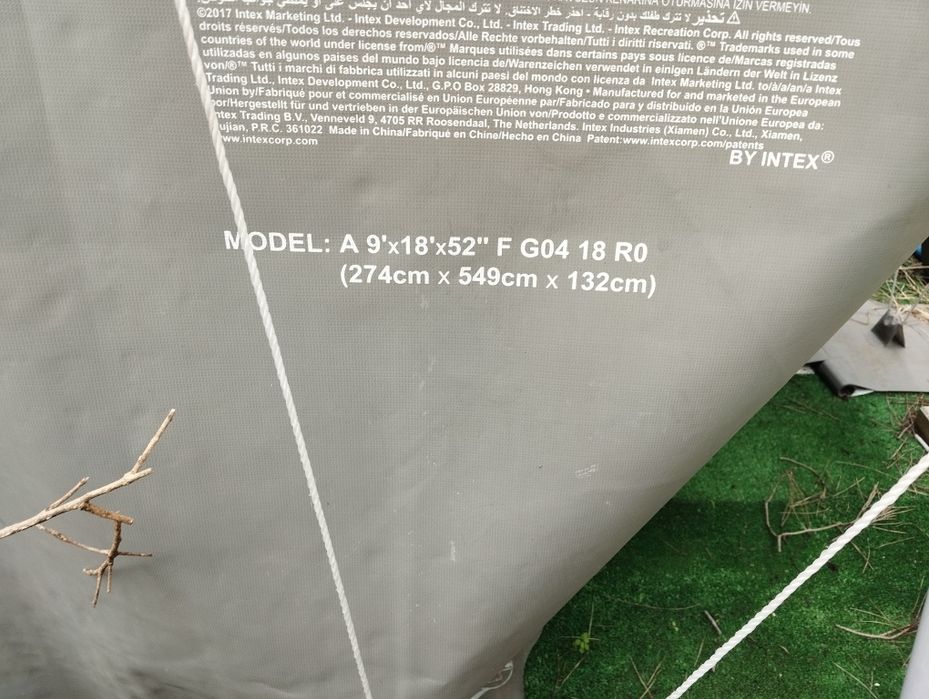 Piscina Intex 274x549x132