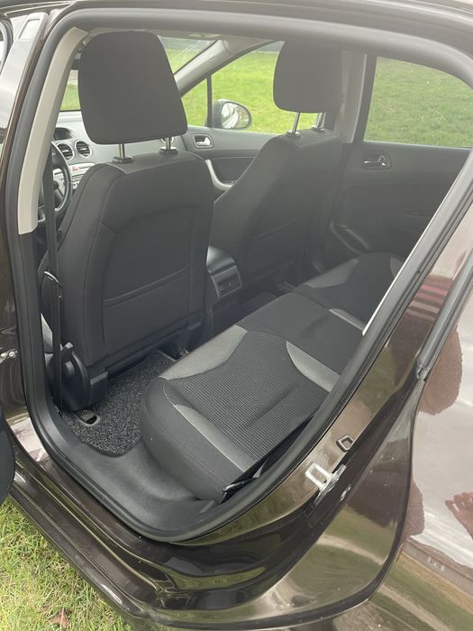 Peugeot 308 2011 р рейстал