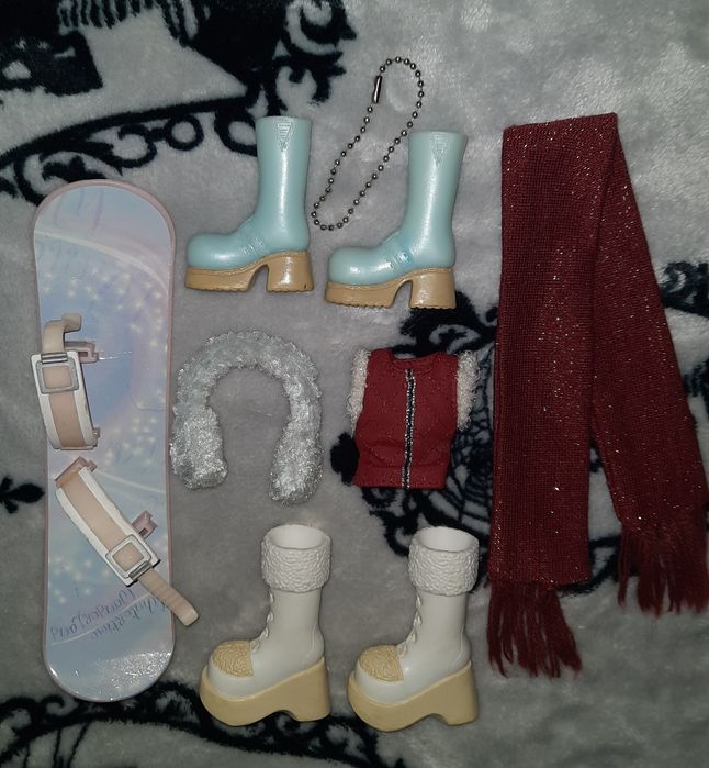 bratz wintertime wonderland cloe ubranka dla lalki/akcesoria/unikat