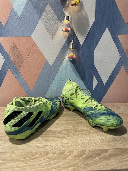 Sprzedam korki adidas rozmiar 43