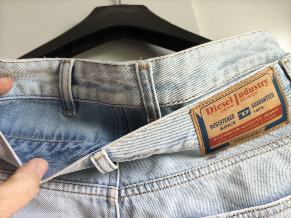 Jeansy damskie Diesel
