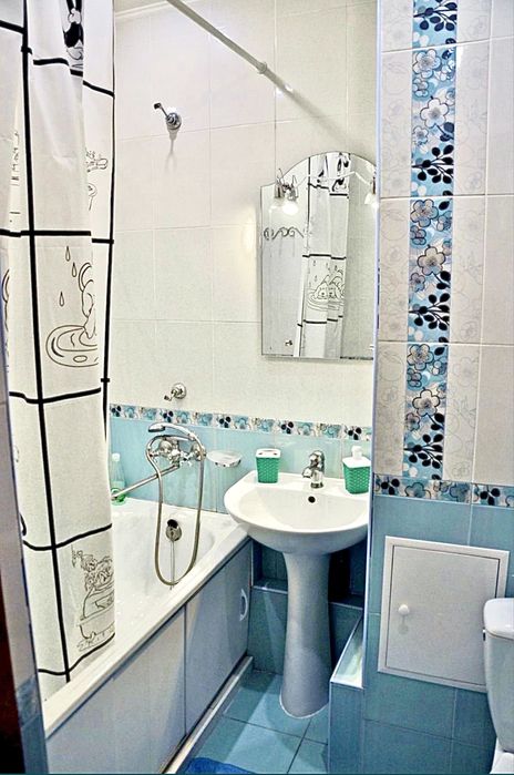 1к. кв. (Свет не откл.) посуточно  Жд вокз., 7 больн. , госп. Почтовая