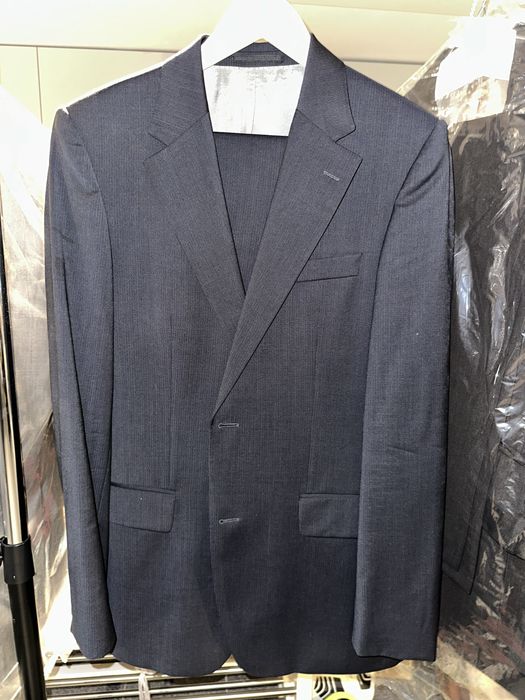 Garnitur Hugo Boss granatowy w prazki rozmiar 98 czyli 52 dla wyższych