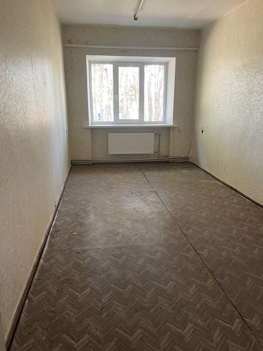 Приміщення 1300 м2