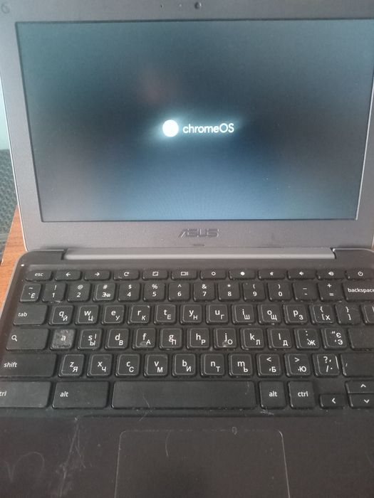 Ноутбук ASUS C202S