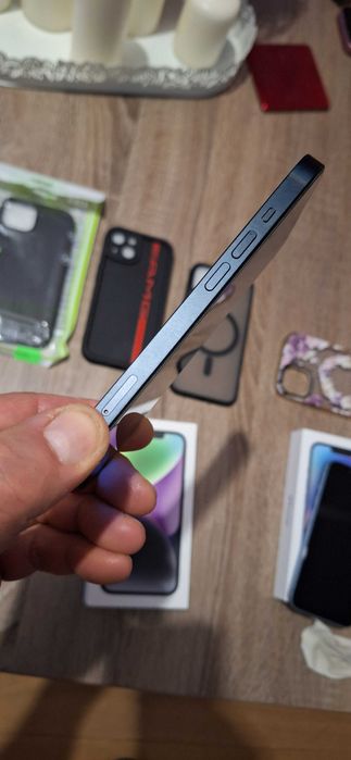 Iphon14  blekitny i grafitowy