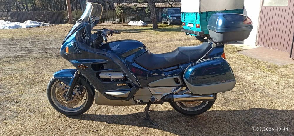 Honda Pan European ST 1100