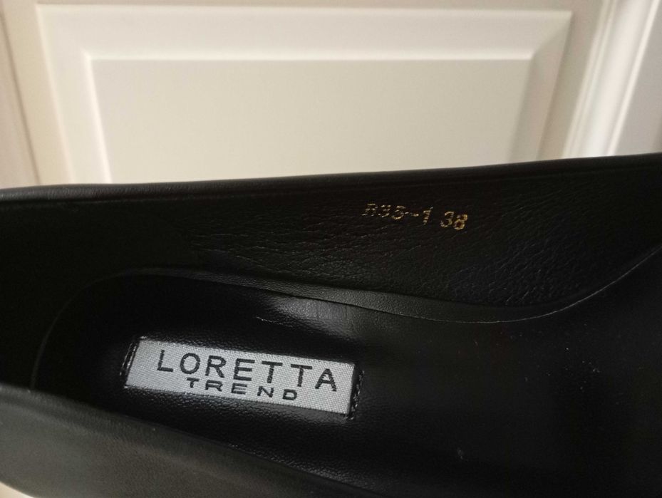 Шкіряні туфлі, зручні. Майже нові. Не мають жодних пошкоджень