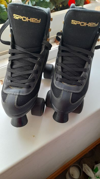 Sprzedam wrotki nr 39