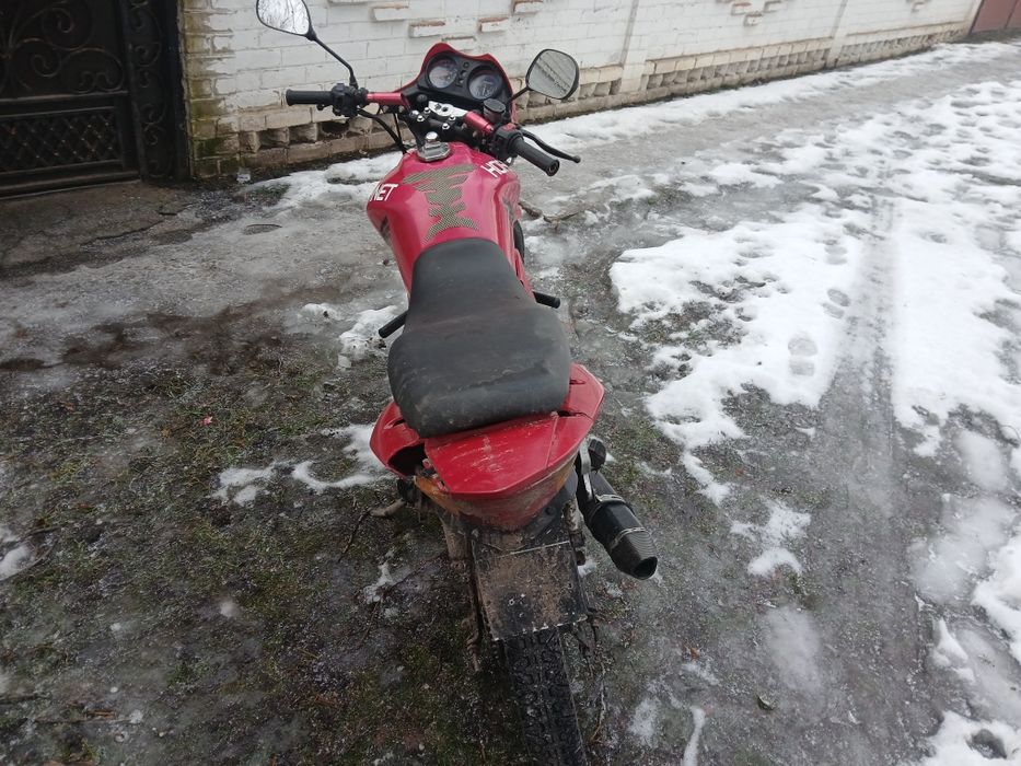 Продам мотоцикл Хорнет 150 кубов