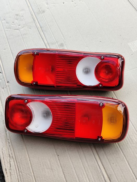 Задні ліхтарі стопи Рено мастер Опель мовано Пежо боксер 265550674r