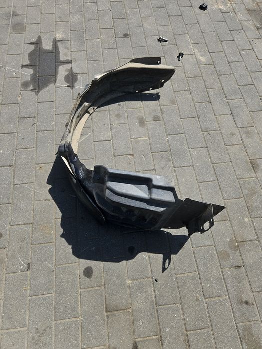 Nadkole prawy przód Mitsubishi ASX Nadkole lewy przod Mitsubishi Grandis