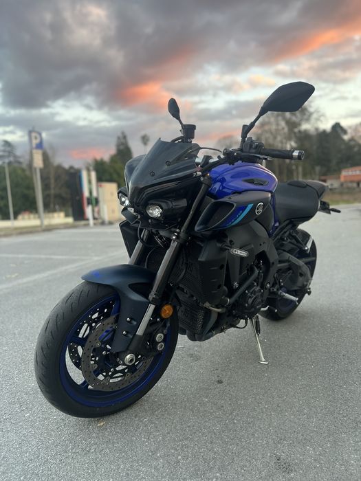 Yamaha MT10  Akrapovic (22)