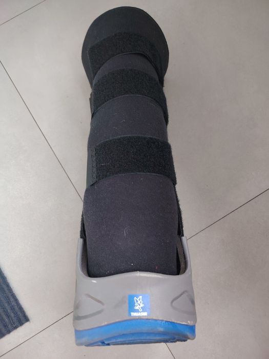 Bota ortopédica tamanhoM