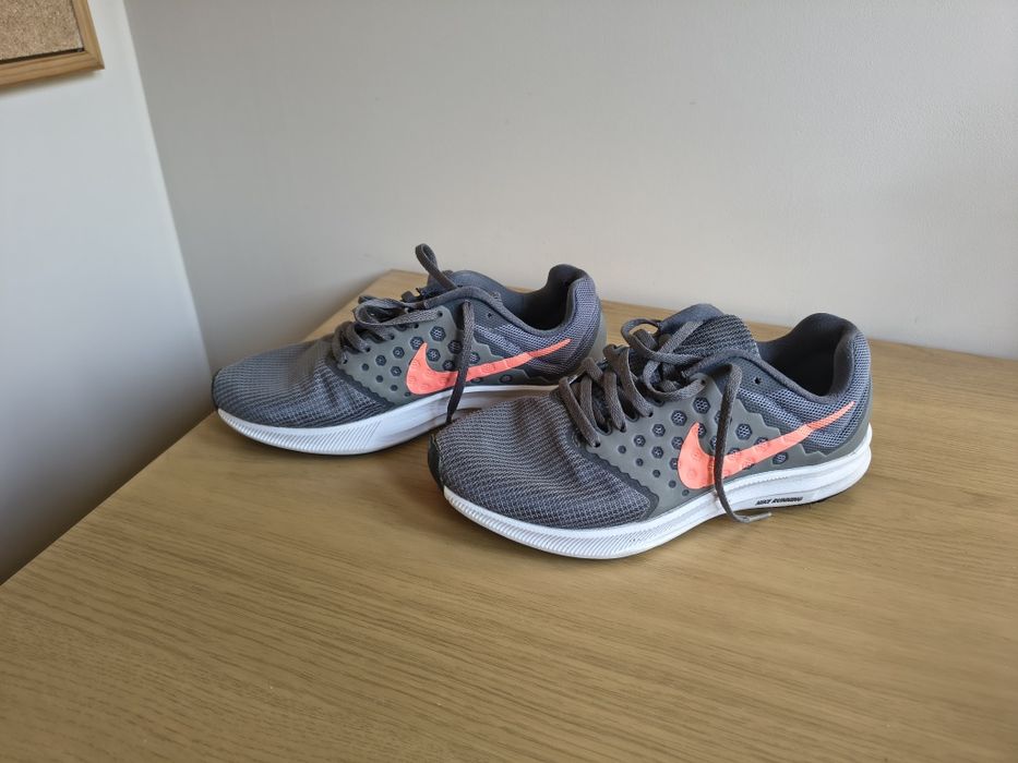 Buty damskie Nike rozm 38
