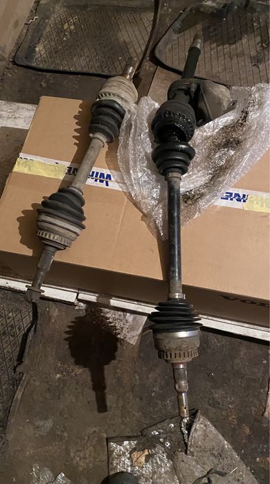 Піввісь(привід) opel vectra b 2.5 v6