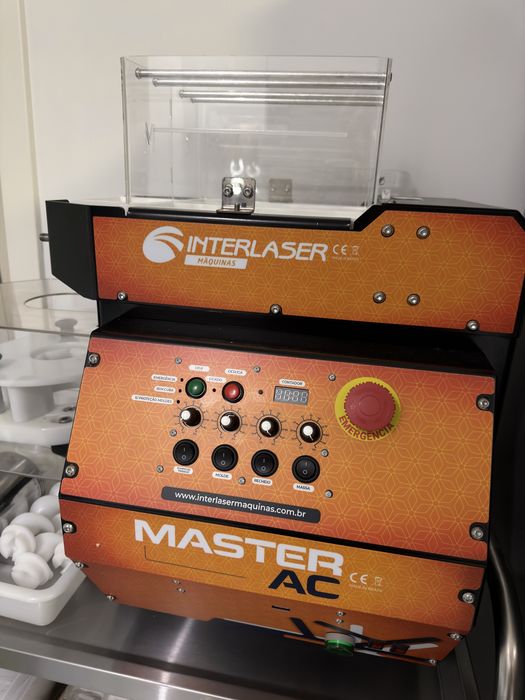 Máquina modeladora para salgados Interlaser