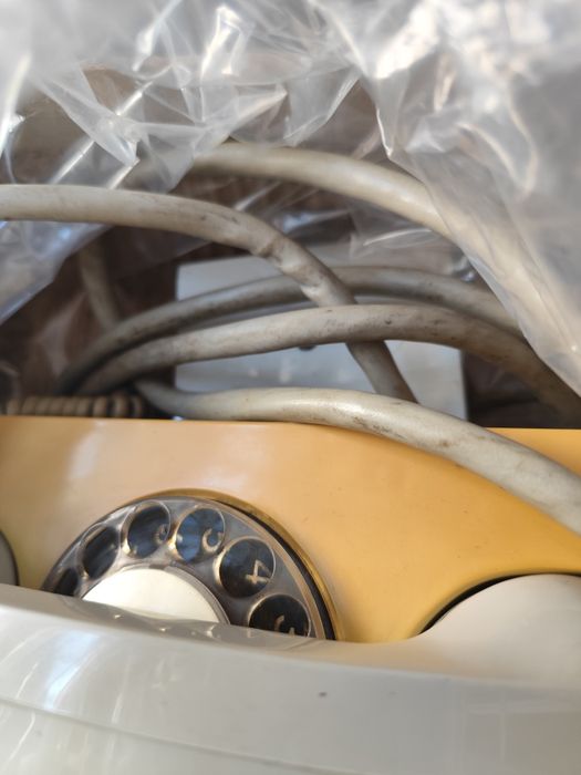 Продам телефонний апарат