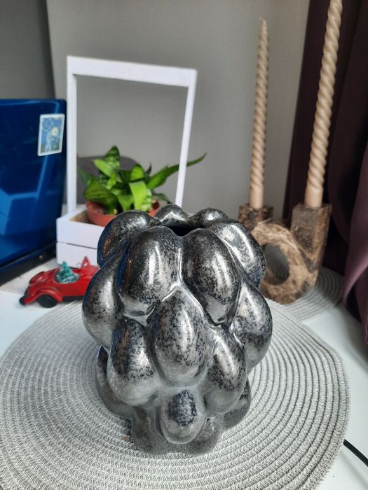 Ваза для квітівв