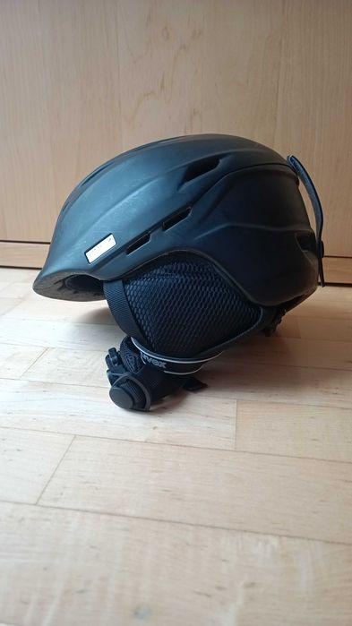 Kask narciarski Uvex