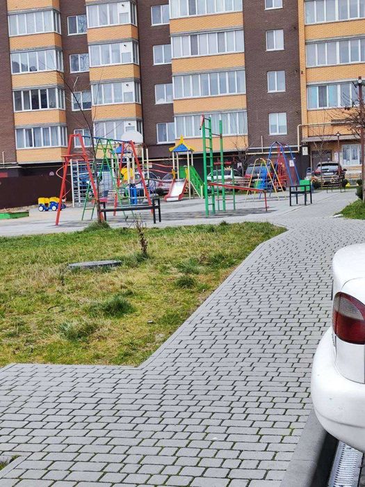 Продаж 2к квартири Короно Дубово
