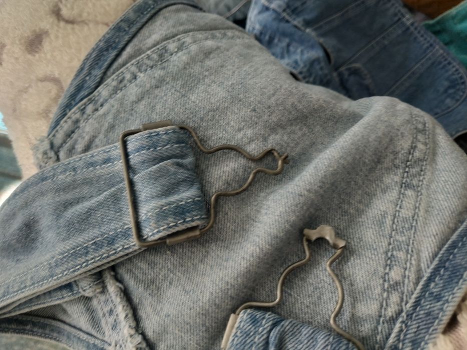 Spódnica z jeansu na  szelkach 44