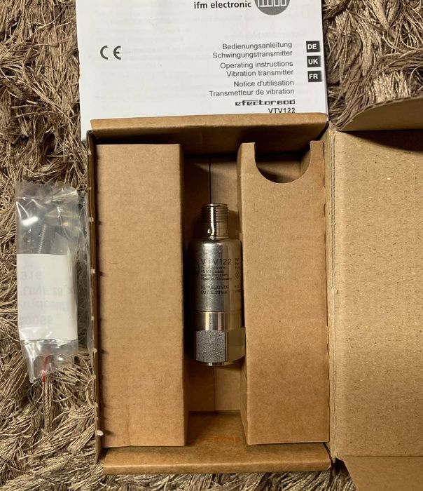 Датчик вибрации VTV122