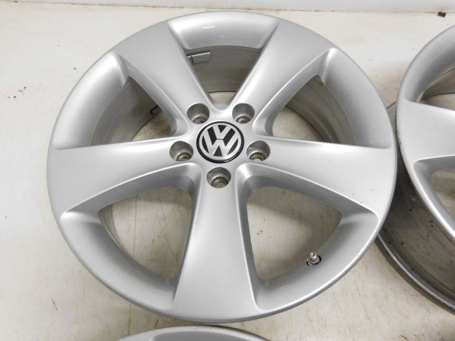 Felgi 17 VW Caddy T4 Passat Touran Tiguan Sirocco Sharan Audi Skoda Sea
