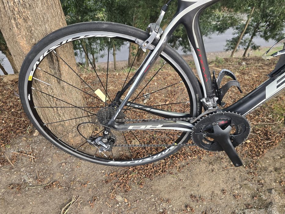 Bh prisma carbono m 105 e mavic