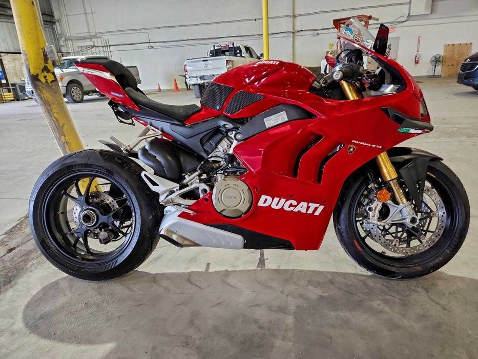 Ducati Panigale V4 2021