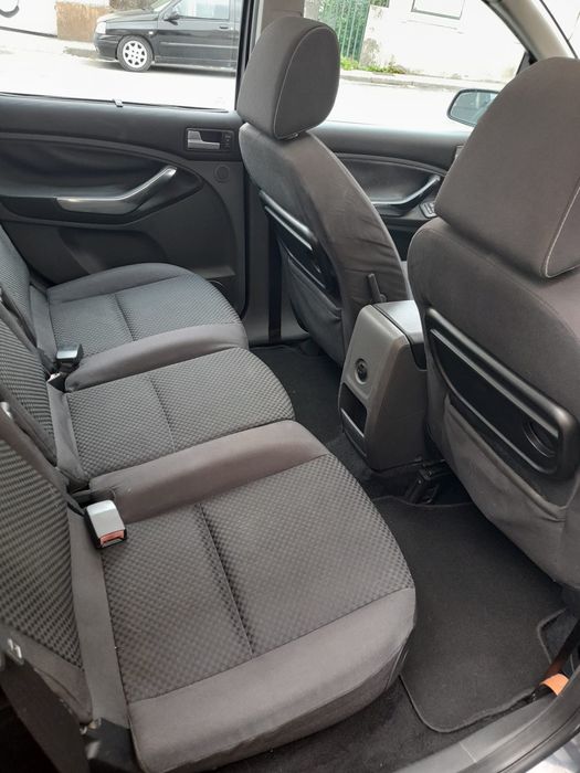 Ford C-Max — fotografia 7